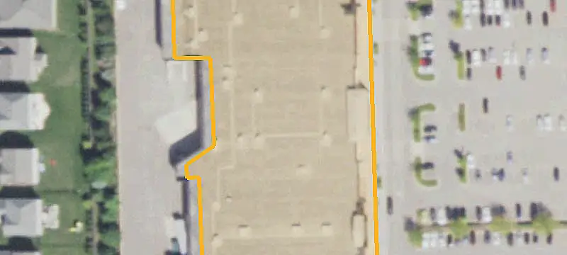 Multi-Tenant Shopping Center