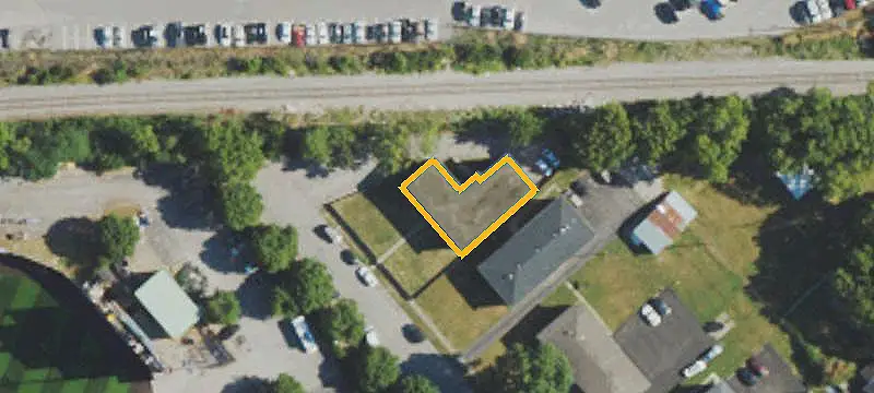 Renovated 18-Unit Apartment Building
