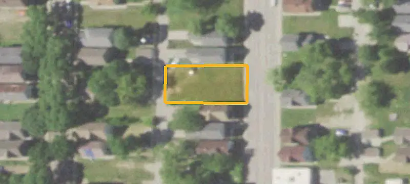 Land / Vacant Land