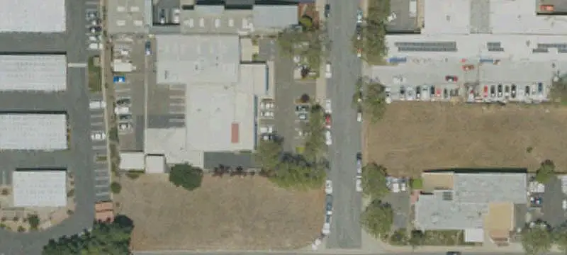 Flex Space With Fenced Yard