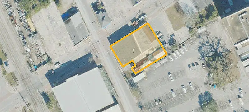 Five-Unit Retail Building