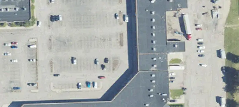 Professionally Managed Shopping Center