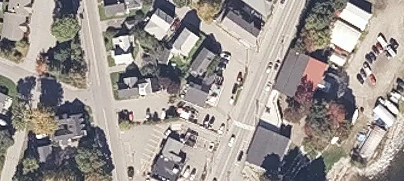 Restaurant With Two-Unit Duplex