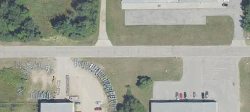 Vacant Truck Terminal with Loading Capacity