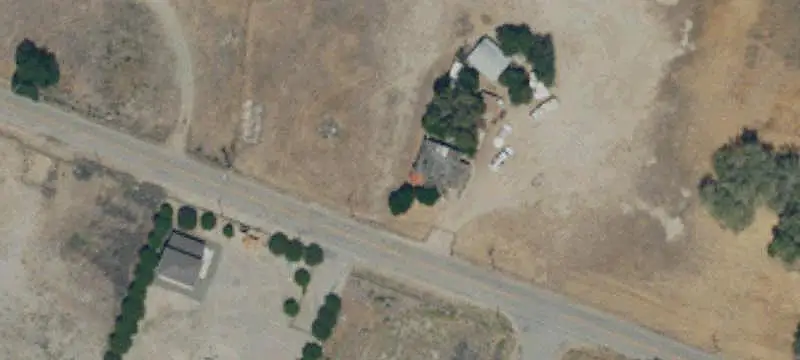 Cross-Dock Distribution Center