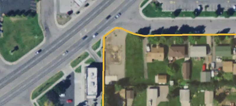 High-Traffic Commercial Land