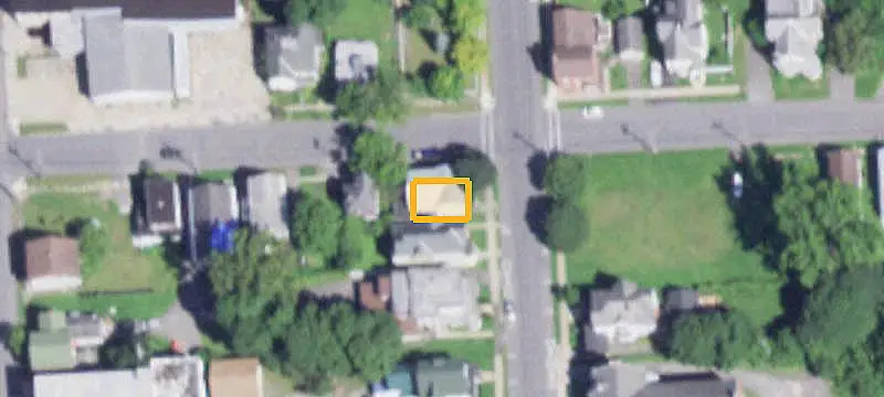 Corner-Lot Multifamily Property