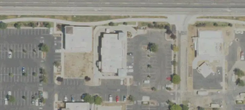 The Habit Burger Grill & Blaze Pizza Retail