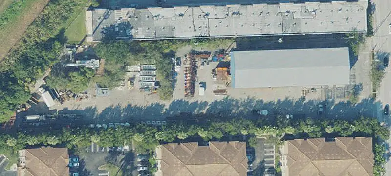 Flex Space with Loading Door