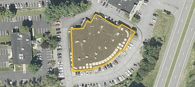Freestanding Storefront Property