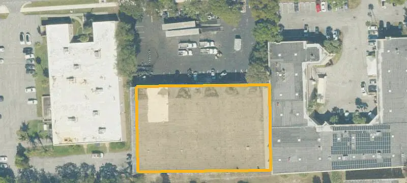 Four-Bay Flex Space