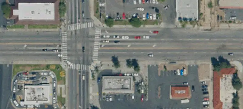 Highland Plaza Shopping Center
