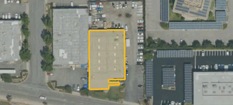 Warehouse With Dual Loading