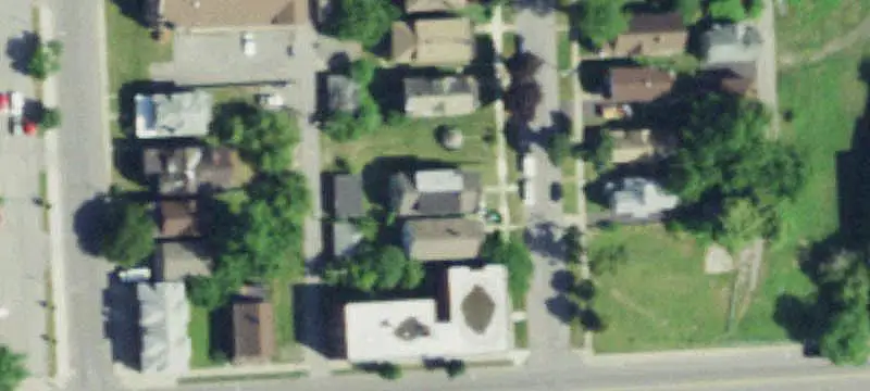 10-Unit Apartment Building