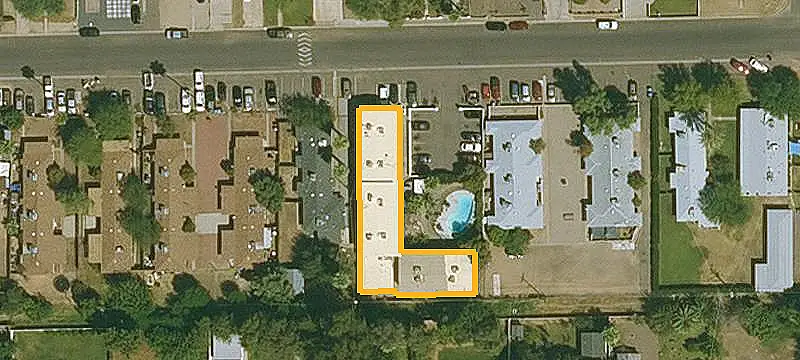 Renovated 13-Unit Apartment Building