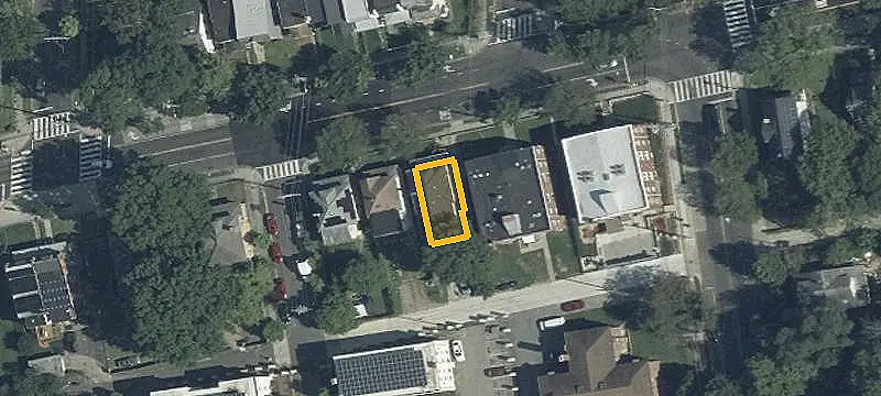 Renovated Quadruplex with Parking