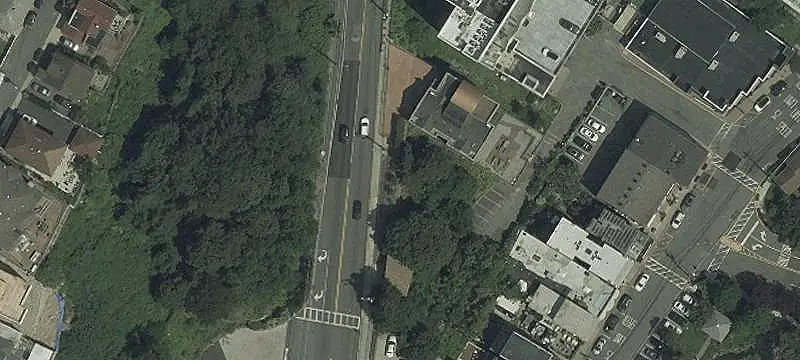 Open-Plan Storefront Property
