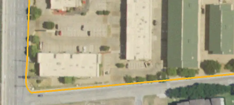 Multi-Tenant Shopping Center