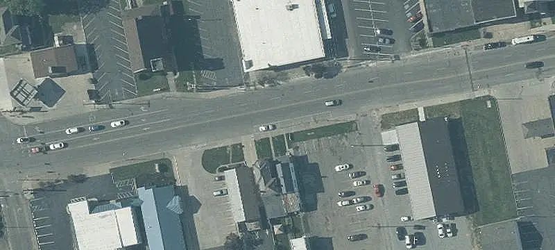 Office Buildings with Private Parking