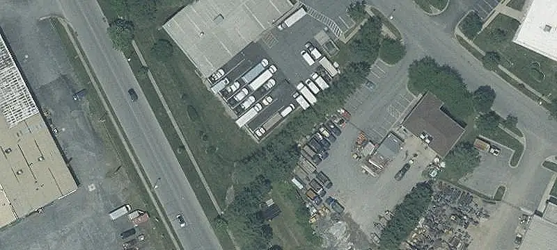 Single-Tenant Industrial Building