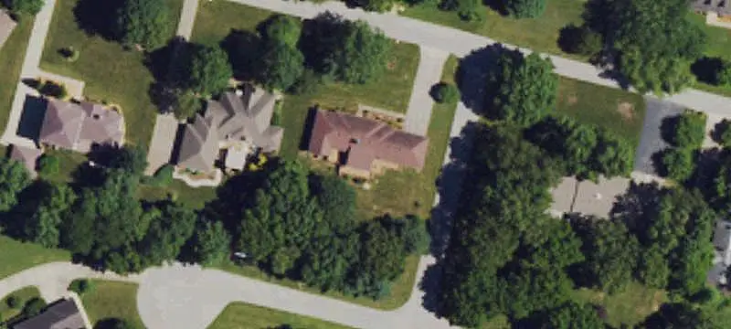 Specialty Property with Multiple Entrances