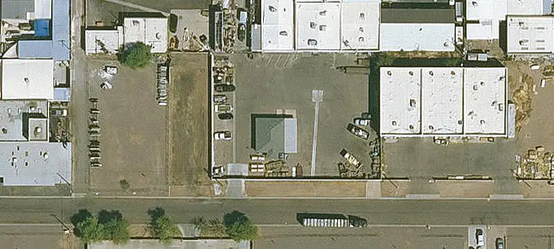 Flex Space with Two Bays