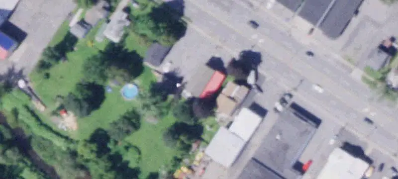 Mixed-Use Property with Apartment