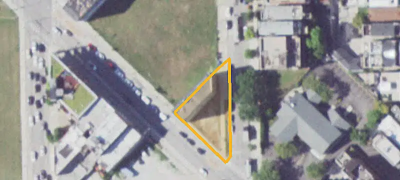 Split-Level Retail Space