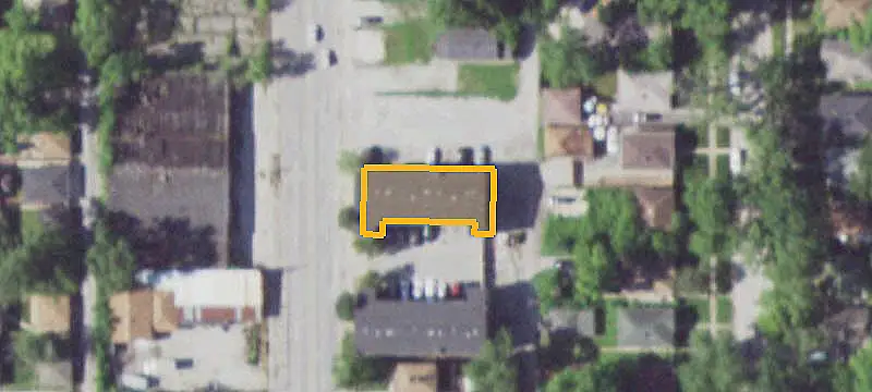 30-Unit Apartment Building