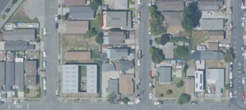 Two-Unit Duplex with Side Yard