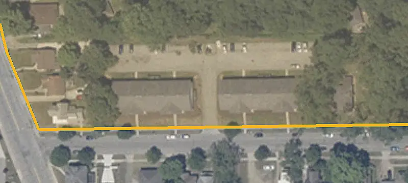 32-Unit Apartment Building