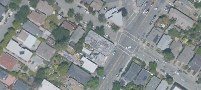 One-Story Mixed-Use Property