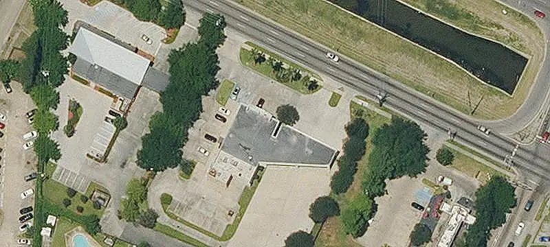 Freestanding Drive-Through Restaurant