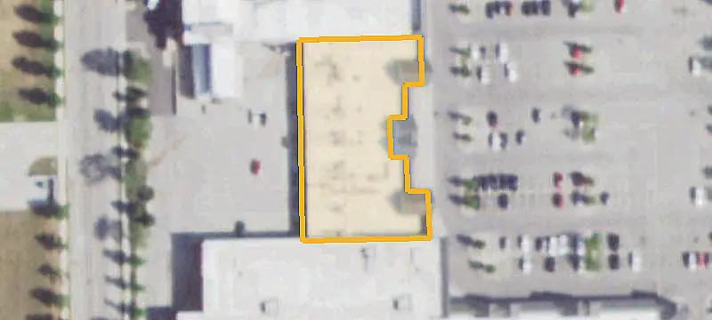 Two-Unit Duplex Building with Adjacent Lot