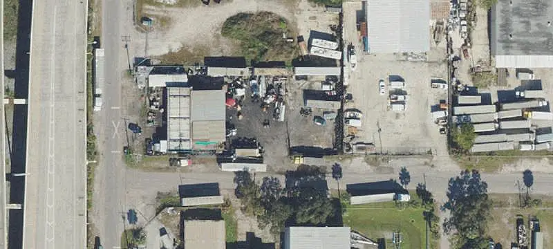 Truck Service Auto Shop