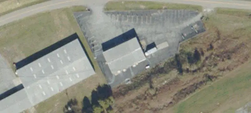 Fenced Flex Building With Truck Access