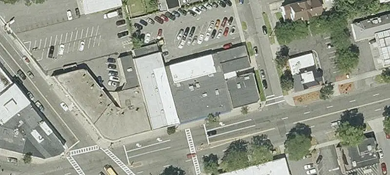 Multi-Suite Office Building