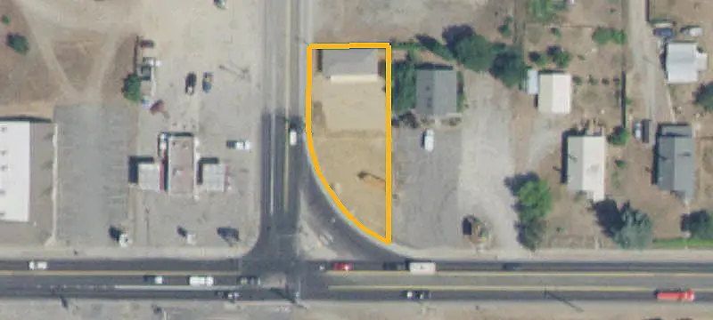 Land / Vacant Lot < 1 Acre
