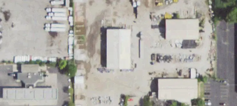 Industrial Property with Secured Yard