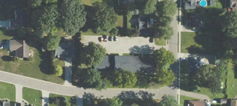 36-Unit Brick Apartment Complex