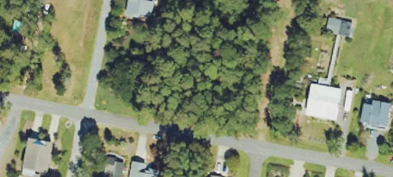 5608 E Yacht Dr, Oak Island, NC 28465