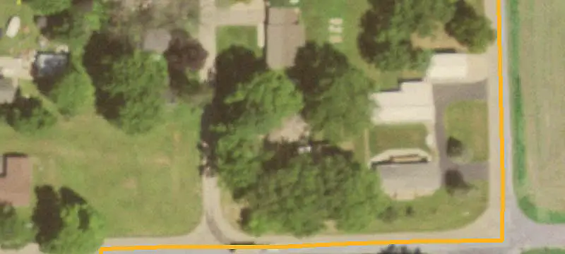 Lots & Acreage / City