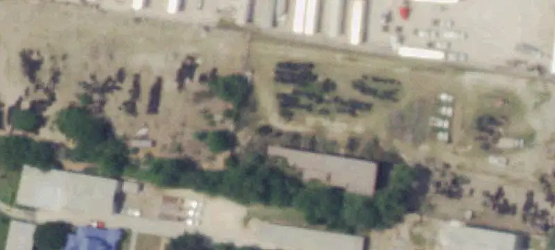 Single-Story Flex Space with Service Area