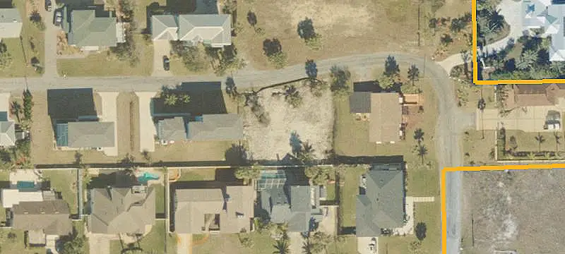 Lots/Land
