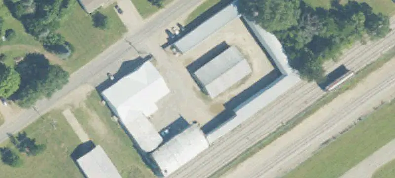 Storefront Property with Pole Buildings