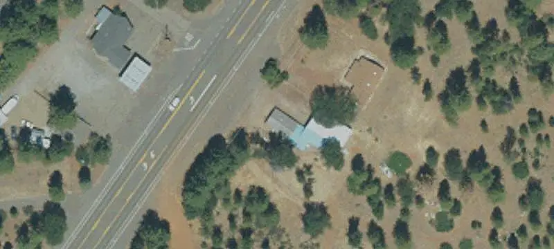 Restaurant Building with Highway Frontage