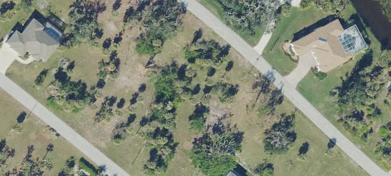Lots/Land
