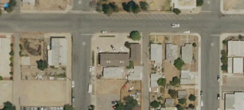 7-Unit Apartment Building