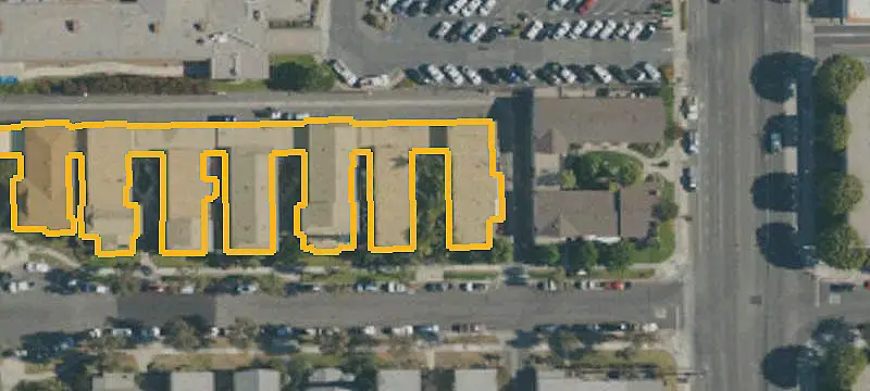 8-Unit Apartment Building