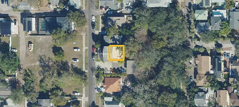 8-Unit Apartment Building